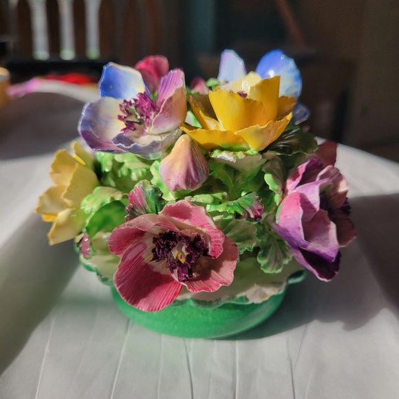 Crown Staffordshire Other - Vintage Crown Staffordshire Bone China Colorful Floral Bouquet ~ Pretty w/ FLAWS